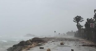 Quintana Roo se mantiene en alerta roja tras la llegada del huracán Beryl en Tulum